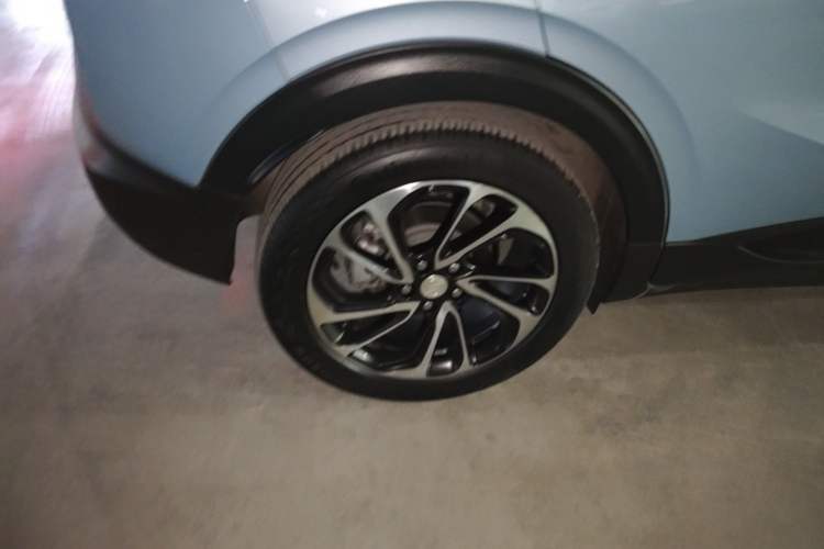 Used Buick Velite 7 2020 652E Connected Smart Edition Right Rear Wheel Hub