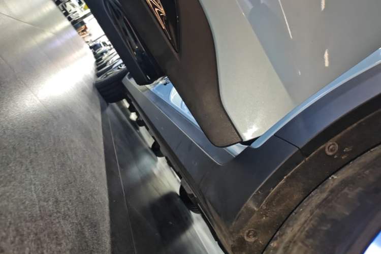 Used Buick Velite 7 2020 652E Connected Smart Car Right Side Sill
