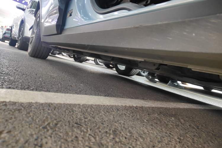 Used Buick Velite 7 2020 652E Connected Smart Car Right Side Sill