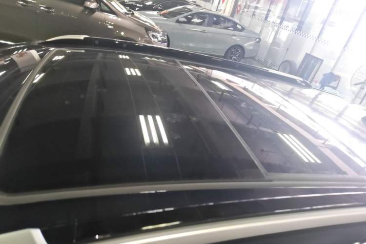 Used Buick Velite 7 2020 652E Connected Smart Car Roof