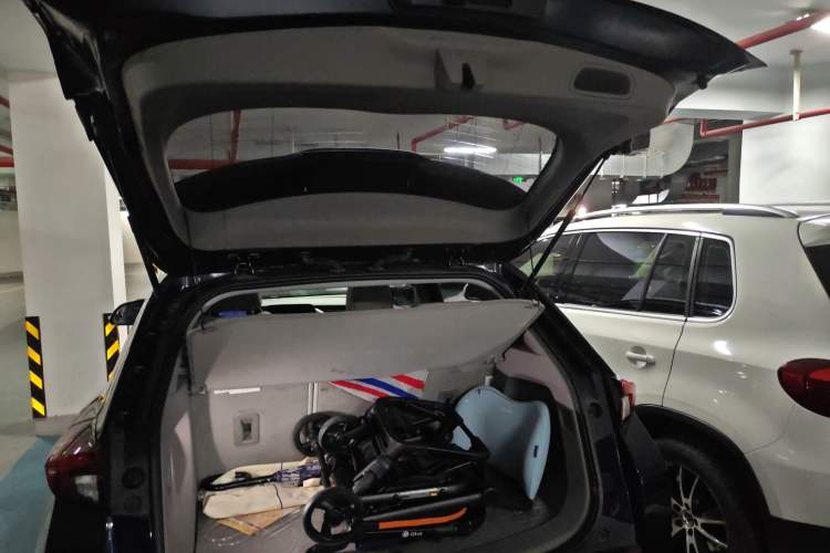 Used Buick Velite 7 2020 652E Connected Smart Car Trunk