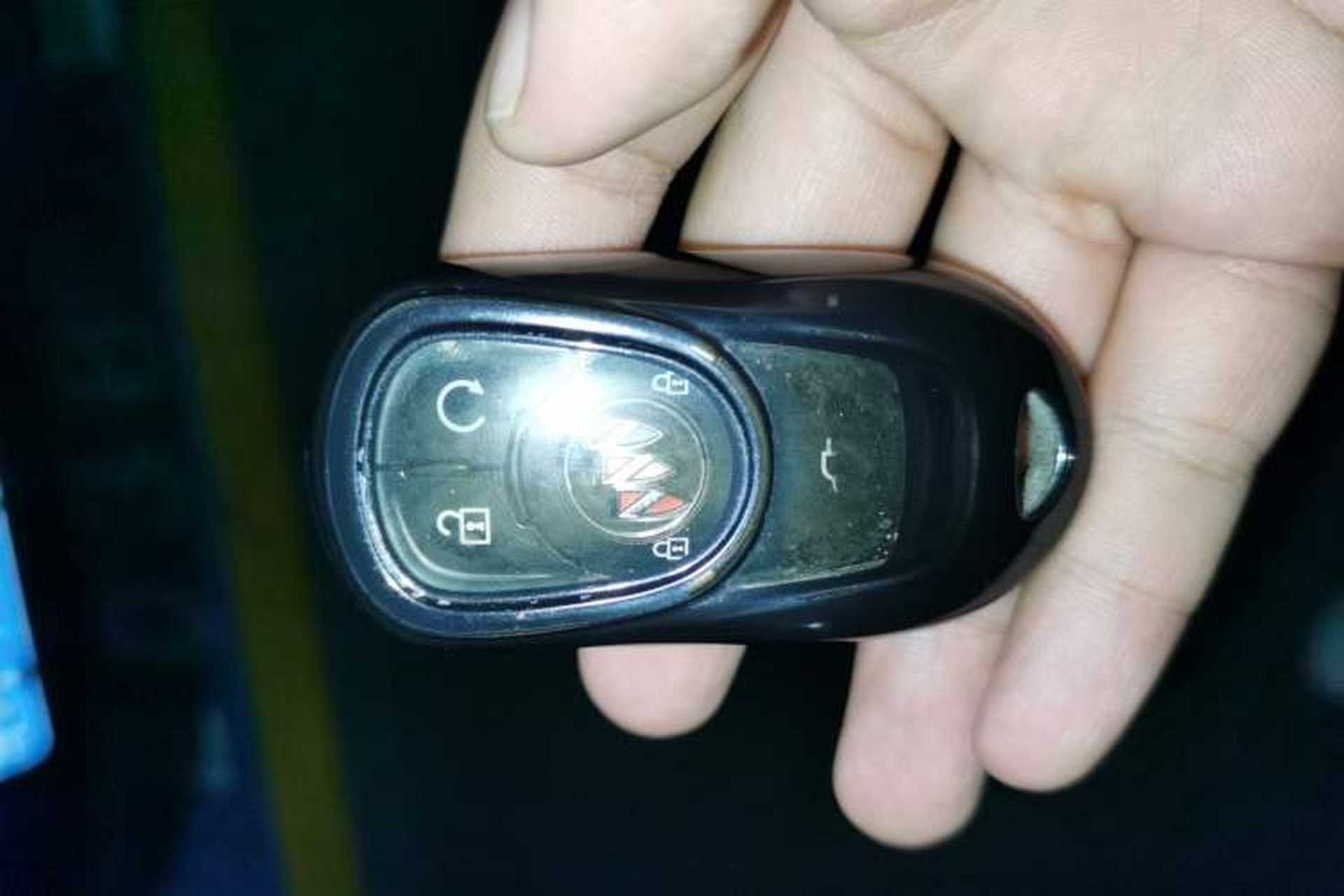 Used Buick Velite 7 2020 652E Connected Smart Car Vehicle Key