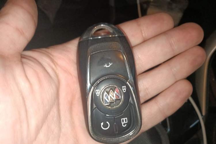 Used Buick Velite 7 2020 652E Connected Smart Car Vehicle Key