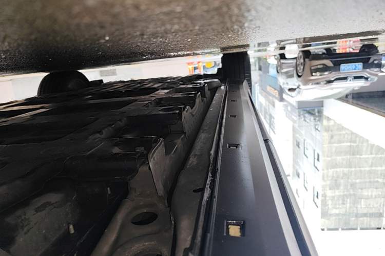 Used Buick Velite 7 2020 652E Connected Smart Car Left Side Sill