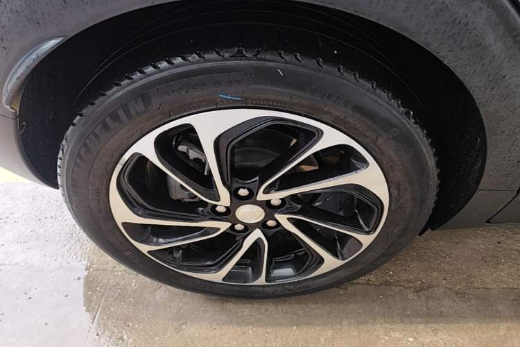 Used Buick Velite 7 2020 652E Connected Smart Car Right Rear Wheel Hub
