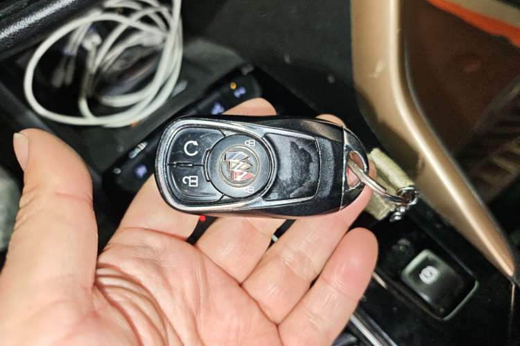 Used Buick Velite 7 2020 652E Connected Smart Car Vehicle Key