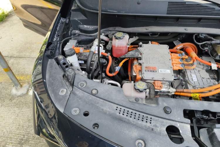 Used Buick Velite 7 2020 652E Connected Smart Car Engine Bay Right