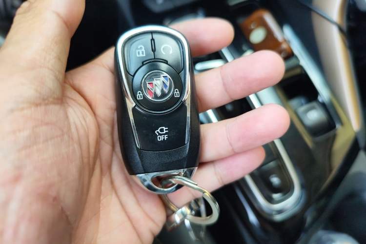 Used Buick Velite 7 2020 652E Connected Smart Car Vehicle Key