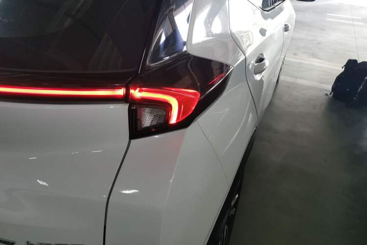 Used Buick Velite 7 2020 652E Connected Smart Edition Exterior 2