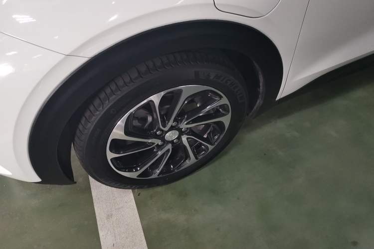 Used Buick Velite 7 2020 652E Connected Smart Edition Exterior 3