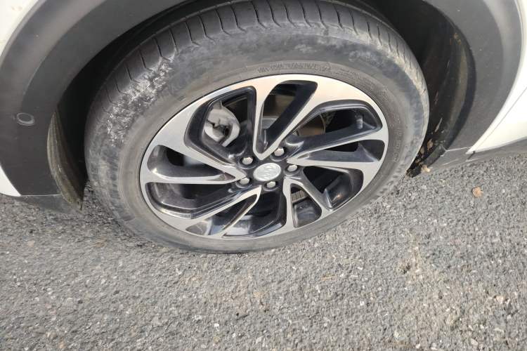 Used Buick Velite 7 2020 652E Connected Smart Car Left Front Wheel Hub