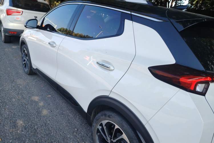 Used Buick Velite 7 2020 652E Connected Smart Car Left Side
