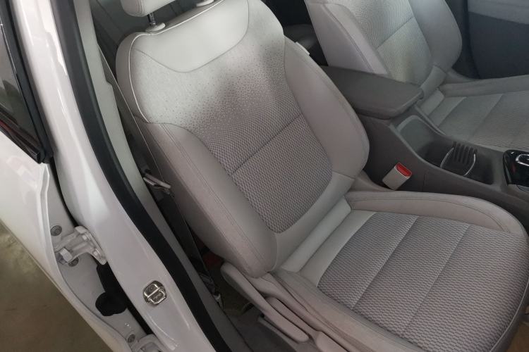 Used Buick Velite 7 2020 652E Connected Smart Edition Right Front Seat