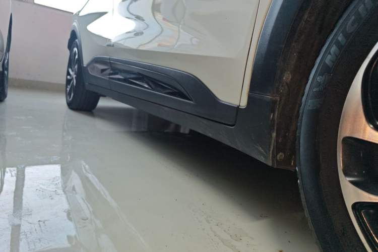 Used Buick Velite 7 2020 652E Connected Smart Edition Right Side Sill