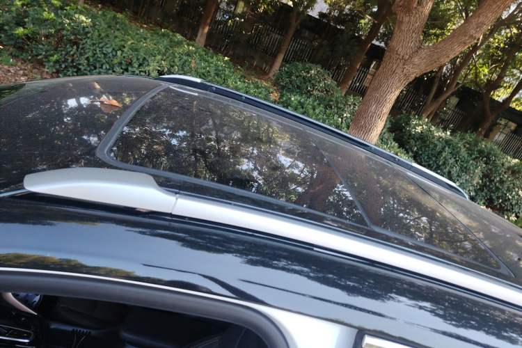 Used Buick Velite 7 2020 652E Connected Smart Car Roof