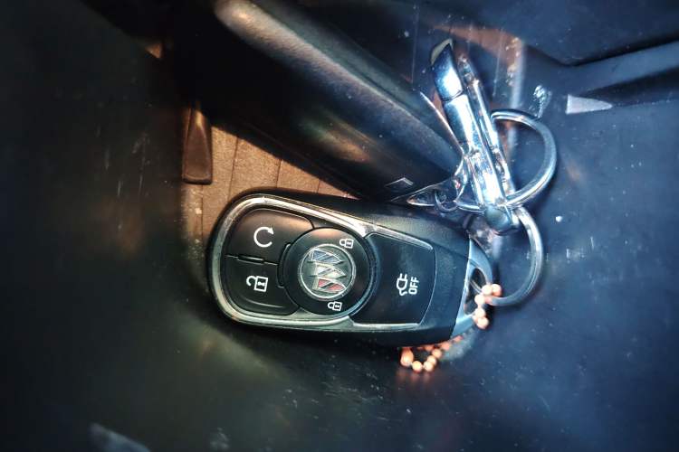 Used Buick Velite 7 2020 652E Connected Smart Car Vehicle Key