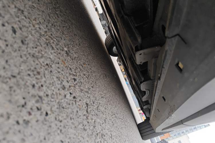 Used Buick Velite 7 2020 652E Connected Smart Car Chassis Rear Right