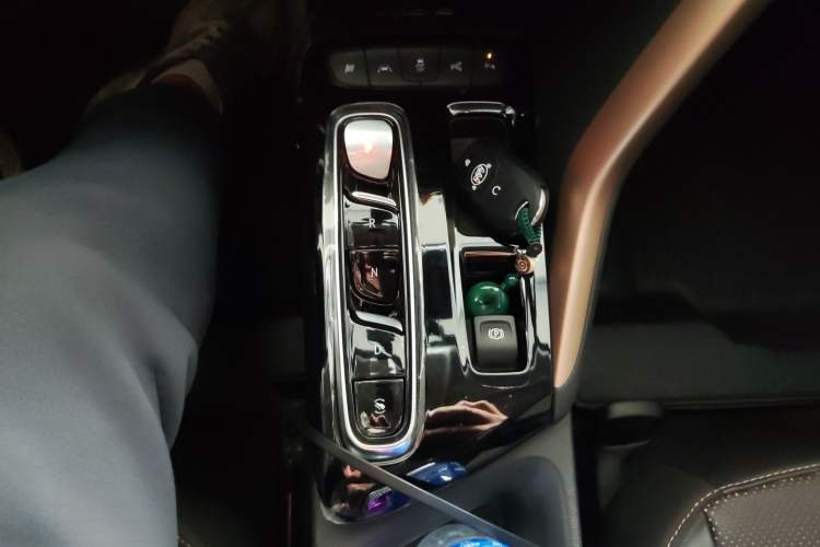 Used Buick Velite 7 2022 652E Connected Smart Version Gear Lever