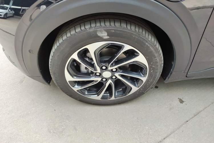 Used Buick Velite 7 2022 652E Connected Smart Version Left Front Wheel Hub