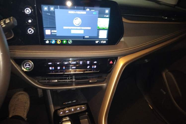 Used Buick Velite 7 2022 652E Connected Smart Version Audio And AC Panel