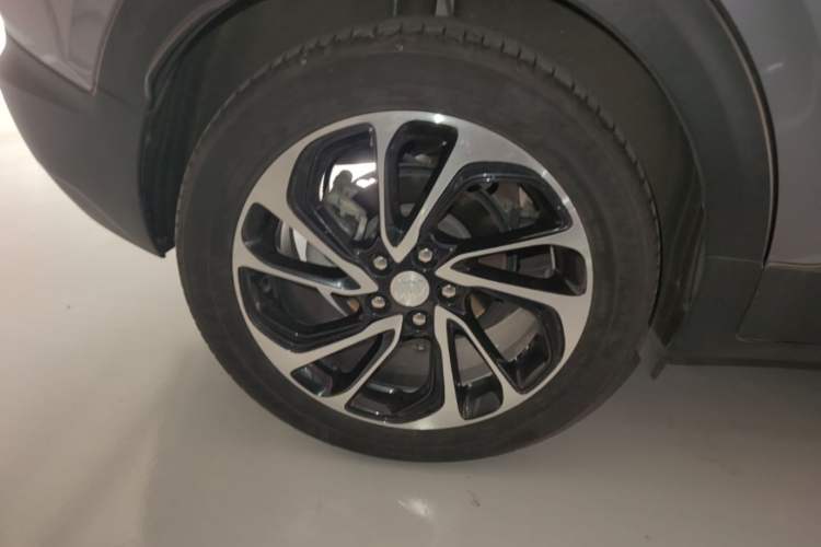 Used Buick Velite 7 2022 652E Connected Smart Version Right Rear Wheel Hub