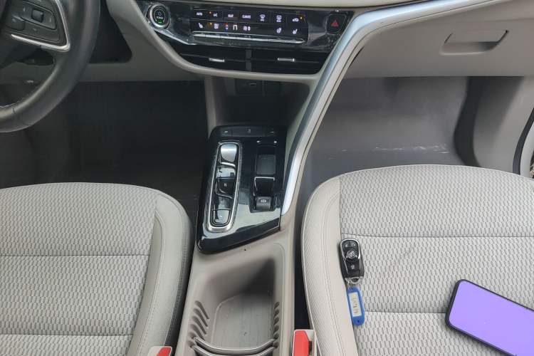 Used Buick Velite 7 2022 652E Connected Smart Edition Gear Lever
