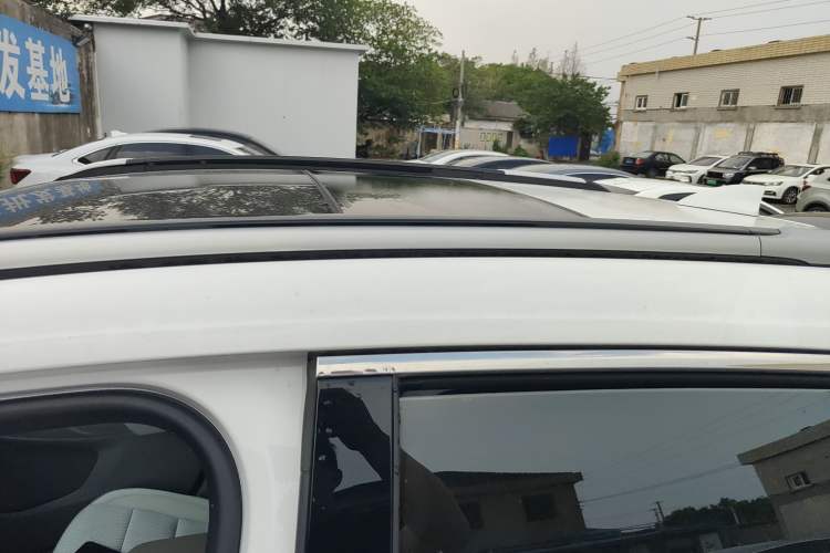 Used Buick Velite 7 2022 652E Connected Smart Edition Roof