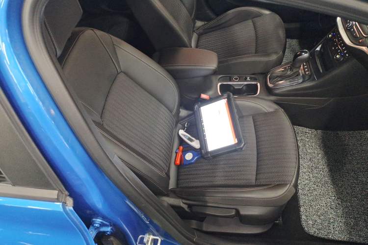 Used Buick Verano 2016 Hatchback 15S Automatic Leading Model Right Front Seat