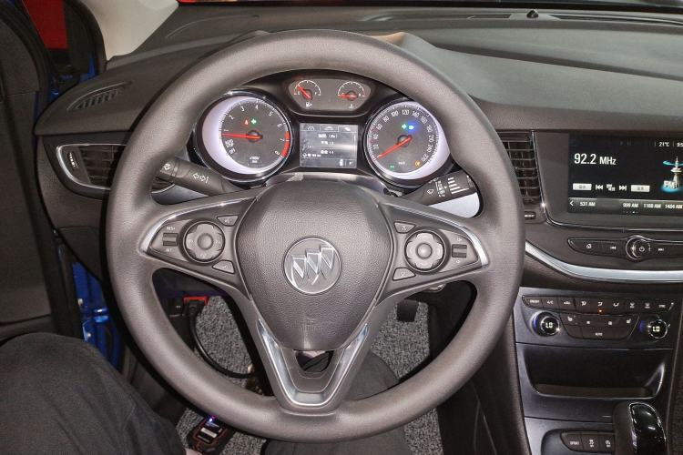 Used Buick Verano 2016 Hatchback 15S Automatic Leading Model Steering Wheel
