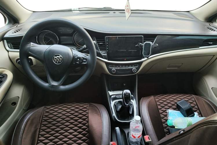 Used Buick Verano 2015 Sedan 15S Manual Entry-Level Model Center Console