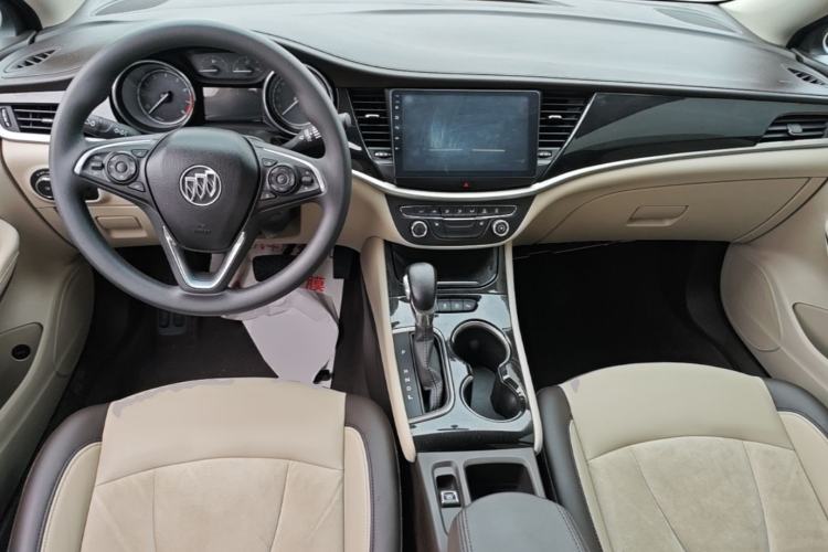 Used Buick Verano 2015 Sedan 15S Automatic Leading Model Center Console