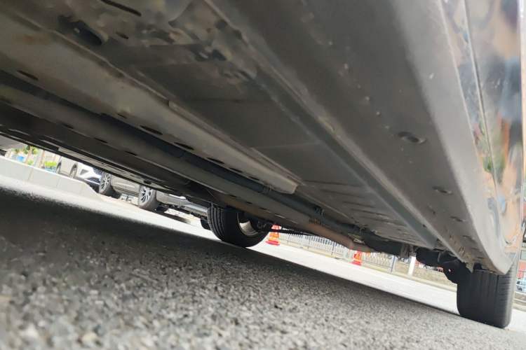 Used Buick Verano 2015 Sedan 20T Dual-Clutch Elite Model Chassis Front Left