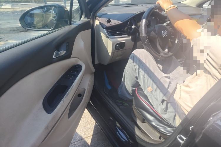 Used Buick Verano 2015 Sedan 15S Manual Entry-Level Model Driver Seat