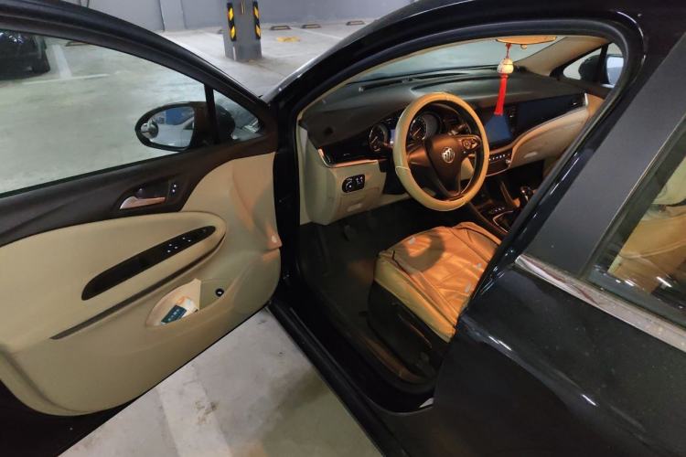 Used Buick Verano 2015 Sedan 15S Manual Entry-Level Model Driver Seat