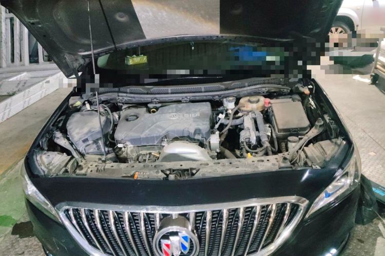 Used Buick Verano 2015 Sedan 15S Manual Entry-Level Model Engine Bay