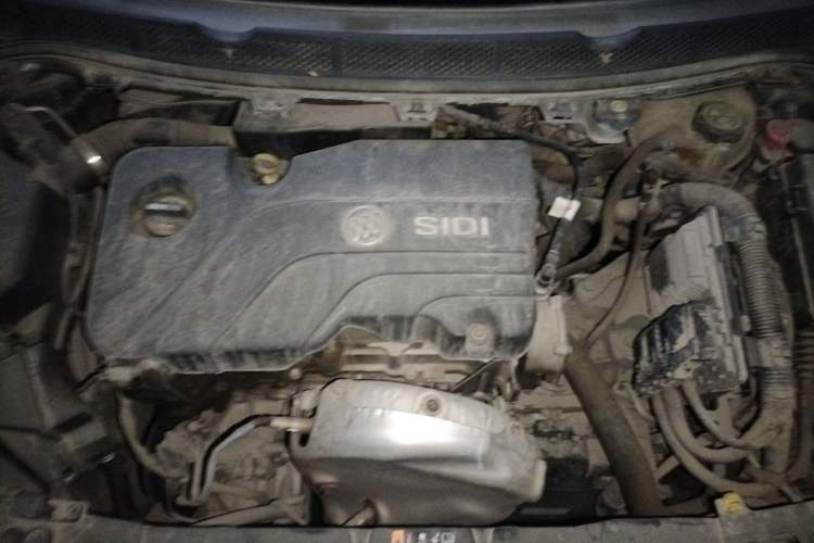 Used Buick Verano 2015 Sedan 15S Automatic Leading Model Engine Bay