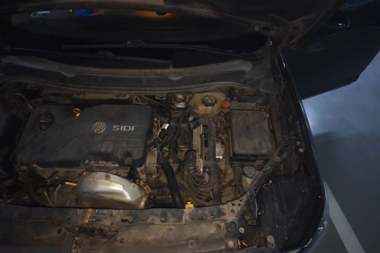 Used Buick Verano 2015 Sedan 15S Automatic Leading Model Engine Bay Left