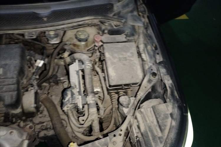 Used Buick Verano 2015 Sedan 15S Automatic Leading Model Engine Bay Left