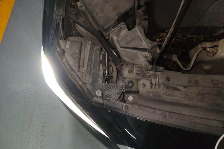 Used Buick Verano 2015 Sedan 15S Automatic Ambition Model Engine Bay Right
