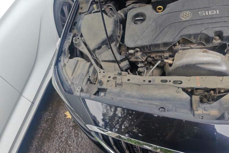 Used Buick Verano 2015 Sedan 15S Automatic Ambition Model Engine Bay Right