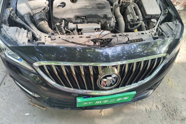 Used Buick Verano 2015 Sedan 20T Dual-Clutch Leading Model Engine Bay