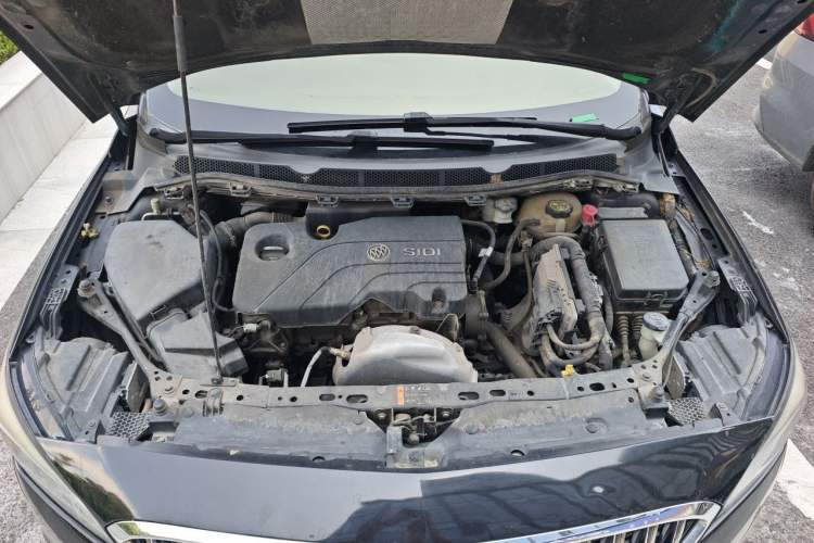Used Buick Verano 2015 Sedan 15S Automatic Leading Model Engine Bay