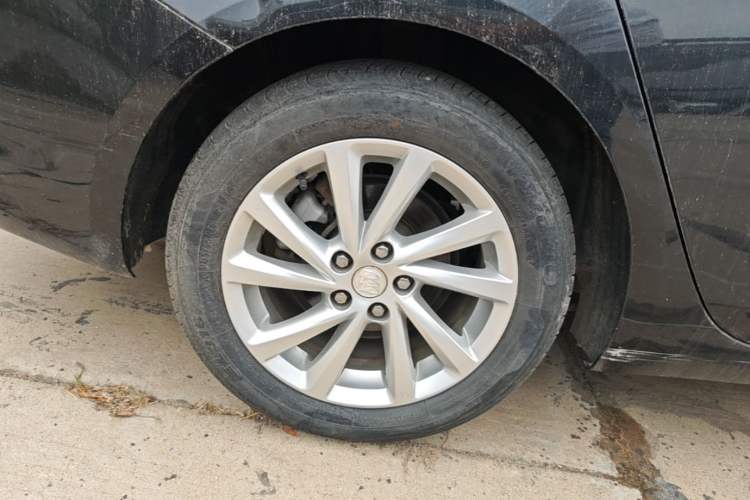 Used Buick Verano 2015 Sedan 15S Automatic Leading Model Exterior 5
