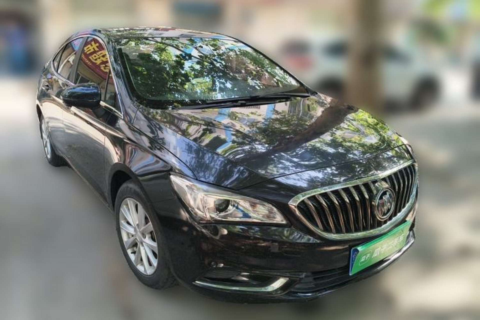 Used Buick Verano 2015 Sedan 20T Dual-Clutch Leading Model Front Right 45 Deg