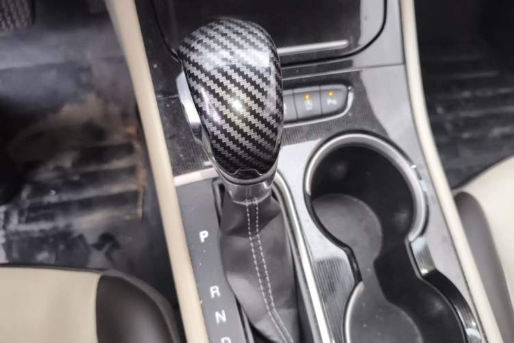 Used Buick Verano 2015 Sedan 15S Automatic Leading Model Gear Lever