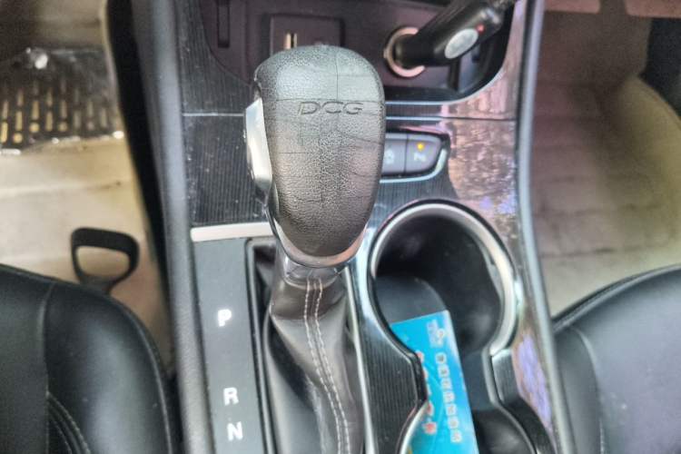 Used Buick Verano 2015 Sedan 20T Dual-Clutch Leading Model Gear Lever