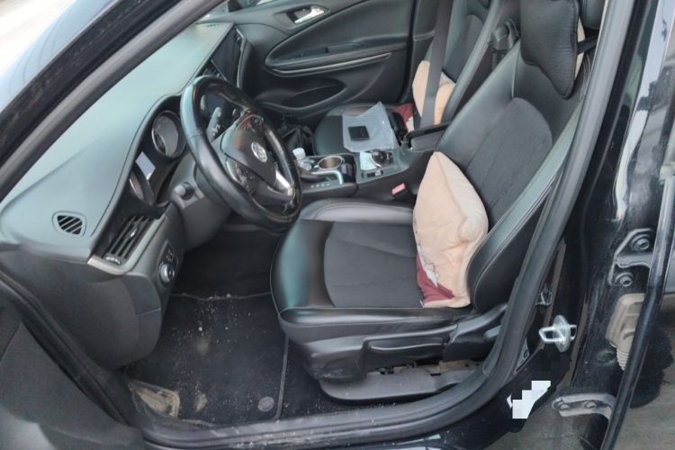 Used Buick Verano 2015 Sedan 20T Dual-Clutch Leading Model Left Front Seat