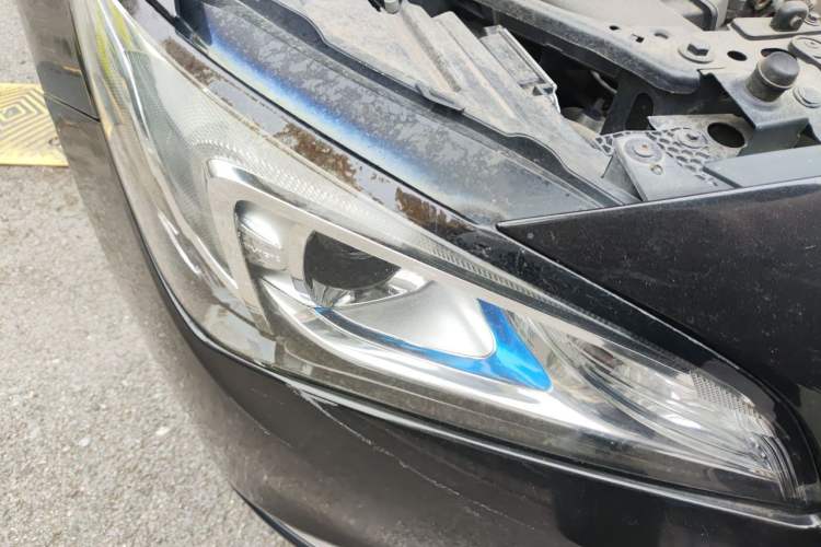 Used Buick Verano 2015 Sedan 20T Dual-Clutch Elite Model Right Front Headlight