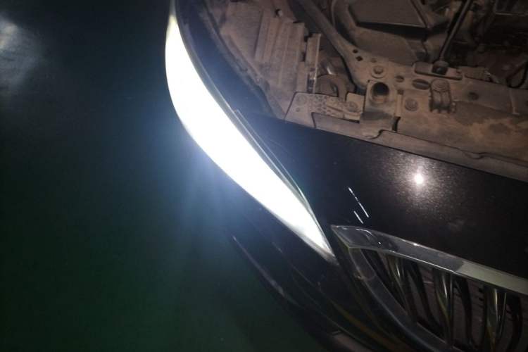 Used Buick Verano 2015 Sedan 15S Automatic Leading Model Right Front Headlight