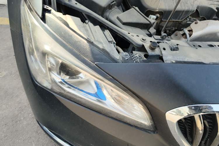 Used Buick Verano 2015 Sedan 15S Manual Entry-Level Model Right Front Headlight